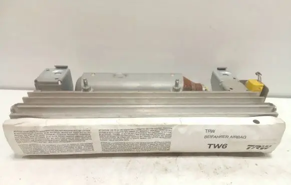 Volkswagen Multivan T5 Passenger airbag 7H1880200A 30318927A 1009872790068