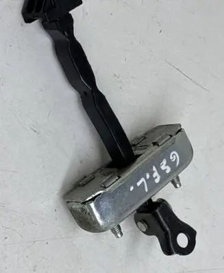Lexus GS 300 350 430 450H Front door check strap stopper 6862030100 6862030101