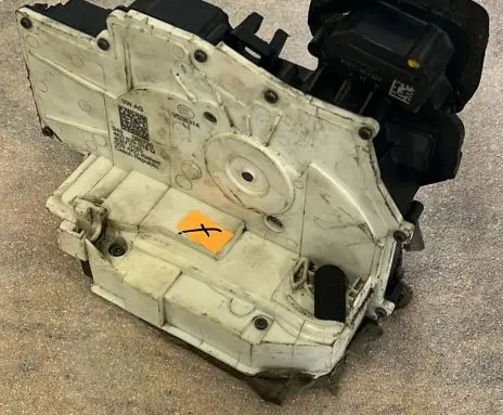 Audi A6 S6 C8 4K Rear door lock 4K0839015Q