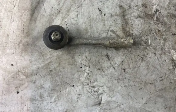 Opel Astra H Steering tie rod end 
