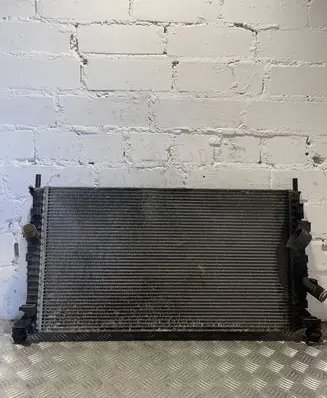 Ford Focus Coolant radiator