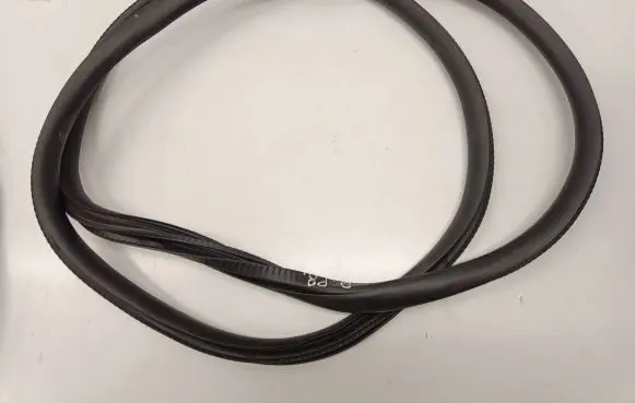 Mercedes-Benz CLA C118 X118 Front door rubber seal