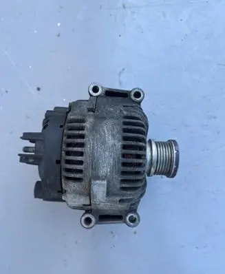 Mercedes-Benz Vito Viano W639 Generator/alternator A6461541102 180A