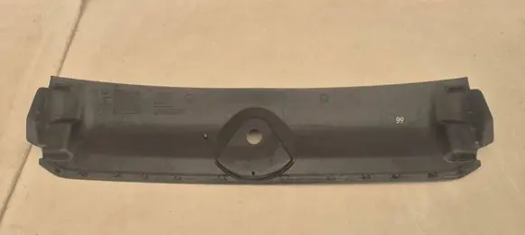 Audi A4 S4 B9 Radiator trim 8W0807081