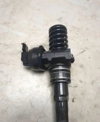 Audi A3 S3 A3 Sportback 8P Fuel injector 0414720215