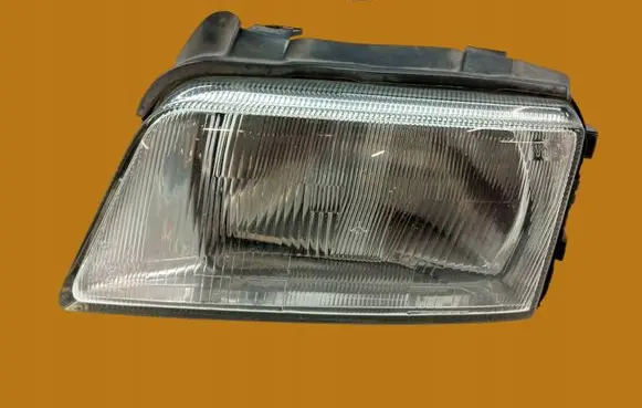 Audi A4 S4 B5 8D Headlight/headlamp 8D0941003A