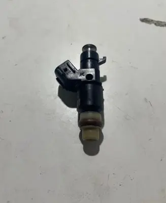 Honda CR-V Fuel injector AD07