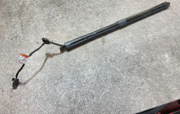 Volvo XC40 Tailgate/trunk strut/damper 32384409 26012024