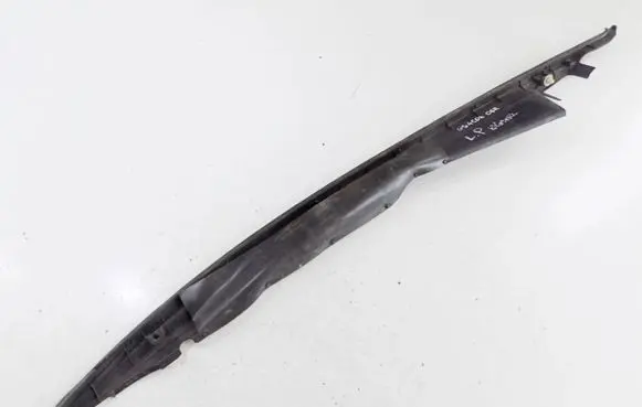 Lexus GS 300 350 430 450H Fender end trim 
