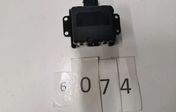 Jaguar I-Pace Distronic sensor radar J9D39G768AE 39R12637 0203302349
