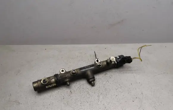 Audi A6 S6 C6 4F Fuel main line pipe F00R001859 059130090K 057130764B