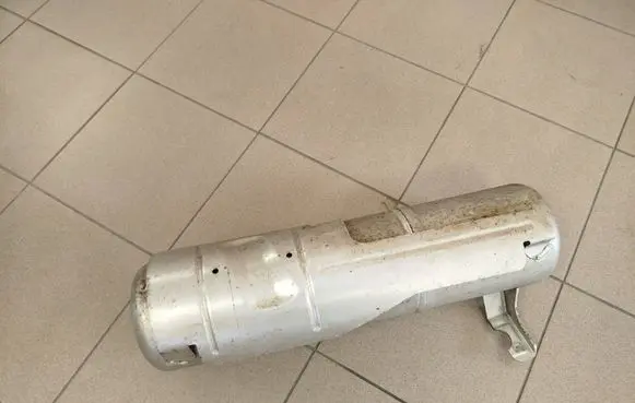 Mercedes-Benz GL X166 Air suspension tank/reservoir A1663200215