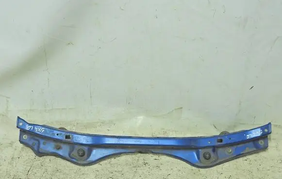 Suzuki SX4 Radiator support slam panel