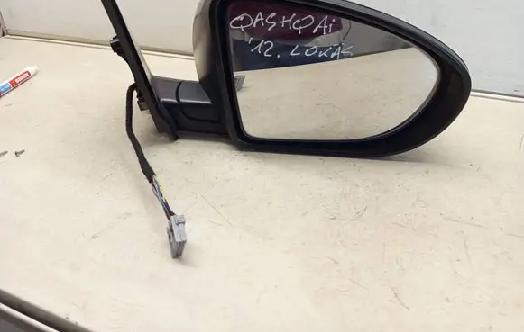 Nissan Qashqai+2 Front door electric wing mirror E11026202 E11036202