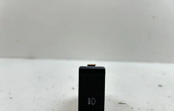 Fog light switch