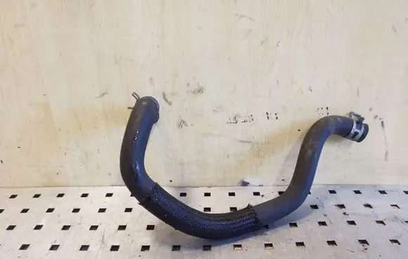 Toyota Avensis T250 Engine coolant pipe/hose