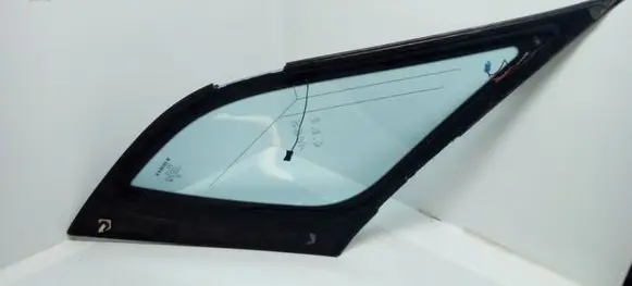 Mercedes-Benz ML W164 Rear side window