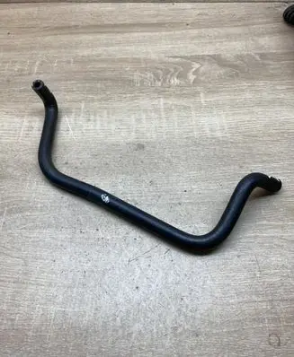 Volkswagen Polo IV 9N3 Engine coolant pipe/hose 6Q0121447T