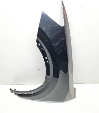 Audi Q2 - Fender 81A821469