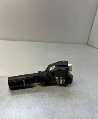 Nissan Navara D40 Wiper control stalk 25260EA001