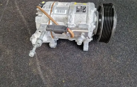 BMW 4 G22 G23 G24 G26 Air conditioning (A/C) compressor (pump) 9482996 22527010 GE4471508602