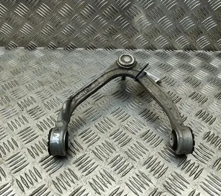 Volvo V60 Front lower control arm/wishbone 31476301