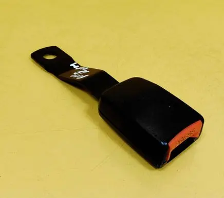 Nissan Primera Front seatbelt buckle 868422F000