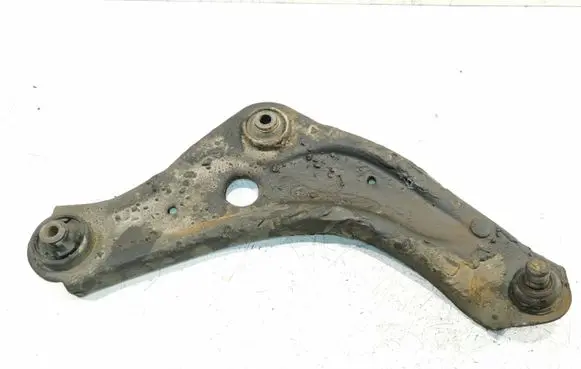 Nissan Qashqai Front lower control arm/wishbone