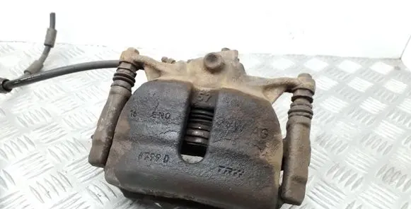 Volkswagen PASSAT B8 Front brake caliper 6799D