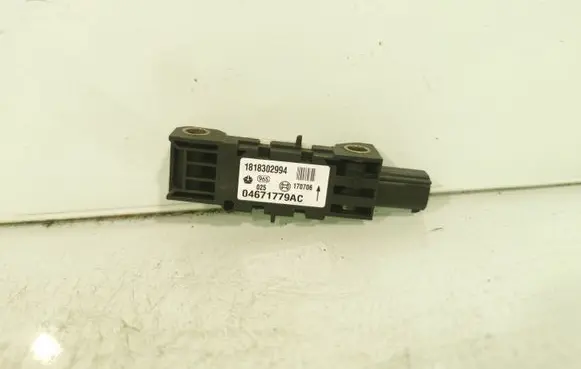 Jeep Grand Cherokee (WK) Airbag deployment crash/impact sensor 04671779AC