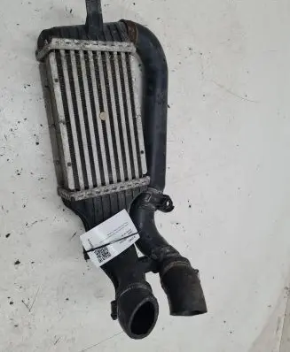 Opel Zafira A Intercooler radiator 24406701