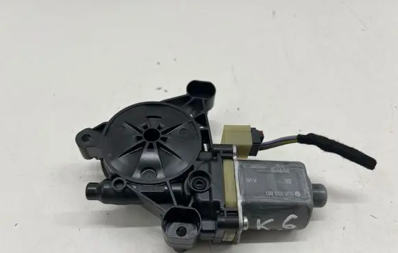 Audi Q3 F3 Rear door window regulator motor 5Q0959801