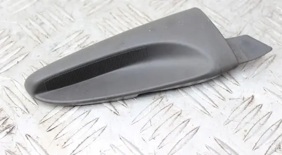 Toyota Prius (XW30) Seat trim 7252647010