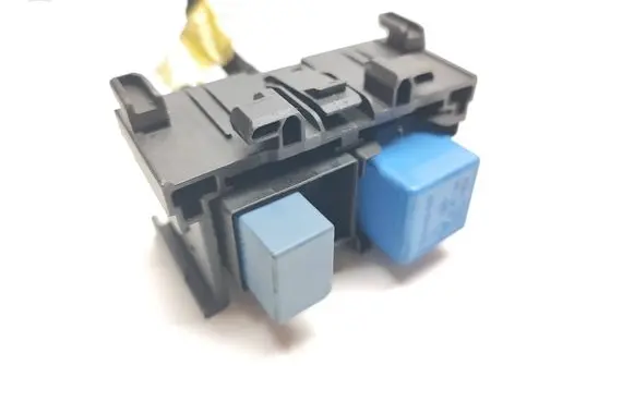 Renault Trafic III (X82) Other relay 678835916R
