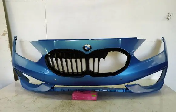 BMW 1 F40 Front bumper 21183611 7459708