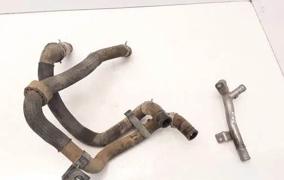 Nissan Qashqai Engine coolant pipe/hose