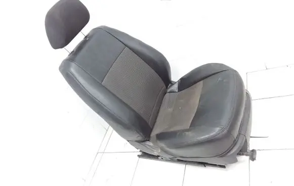 Volkswagen Caddy Front driver seat 2K0881105F