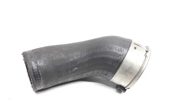 Volvo V40 Intercooler hose/pipe 31657738