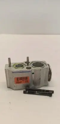 Volvo V60 Air conditioning (A/C) expansion valve 32260834