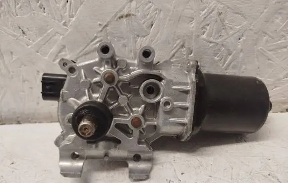 Infiniti Q50 Wiper motor