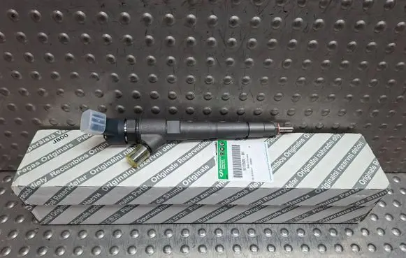 Fuel injector