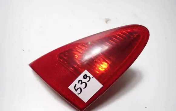 Alfa Romeo 147 Rear/tail lights 46556346