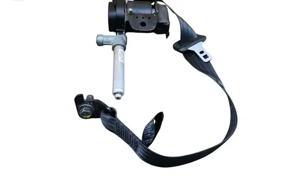 Volvo S60 Middle seatbelt (rear) 30738531