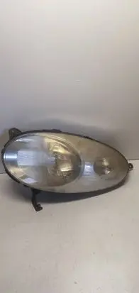 Nissan Micra Headlight/headlamp 89900076