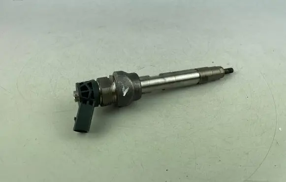 Mini One - Cooper F56 F55 Fuel injector 8514148