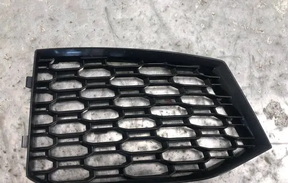 Audi RS5 Front bumper lower grill 8W6807682PBILI 8W6807682P