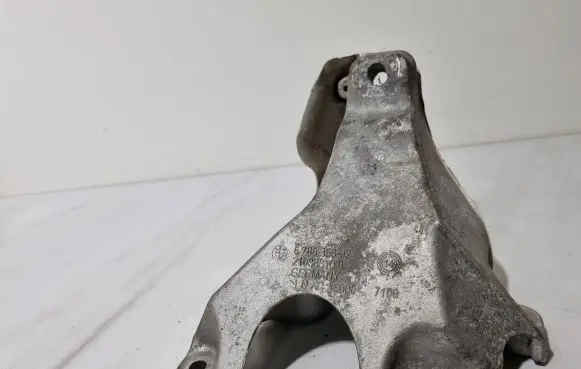 BMW X1 E84 Engine mounting bracket 6788358 678835802 210383100