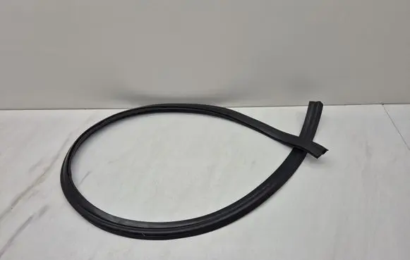 Mercedes-Benz Sprinter W906 Engine compartment rubber 