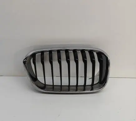 BMW 1 F20 F21 Front grill 7371748