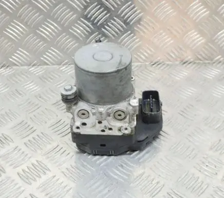 Mazda 6 ABS Pump GHR1437A0 1338005670